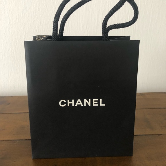 SOLD! Chanel Black Paper Shopping Gift Bag+ Ribbon - Picture 5 of 5